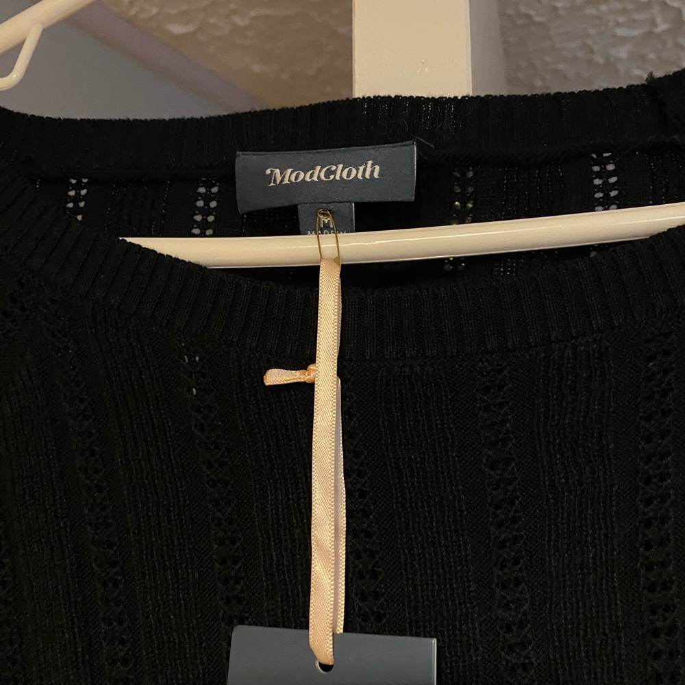 ModCloth sweater - Picture 2 of 3